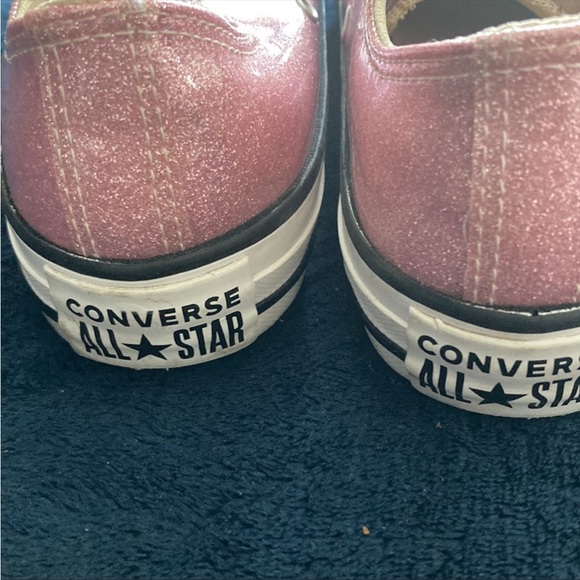 Converse big kids glitter pink shoes. Fits like a ladies 6. Excellent condition - Picture 2 of 6